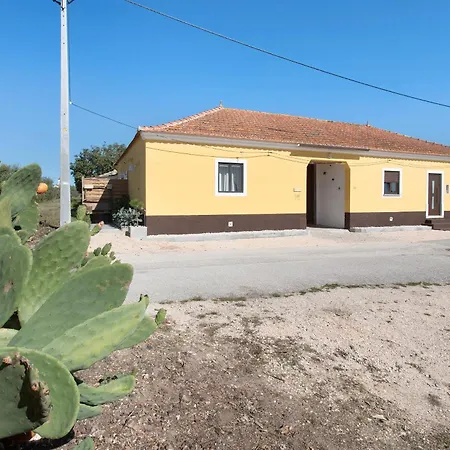 Recanto Do Pinhal E Mar Country house *